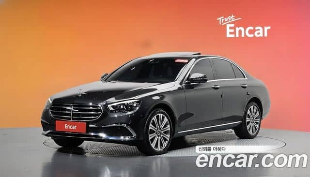 Mercedes-Benz E-Class, 2023