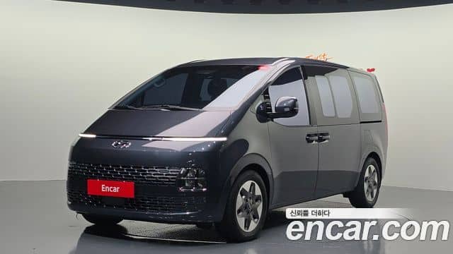 Hyundai Staria, 2023