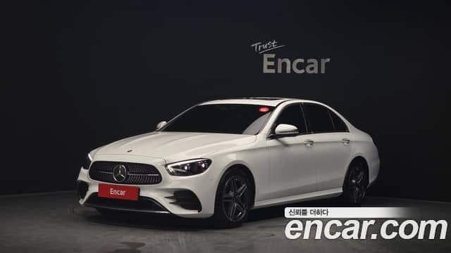 Mercedes-Benz E-Class, 2022