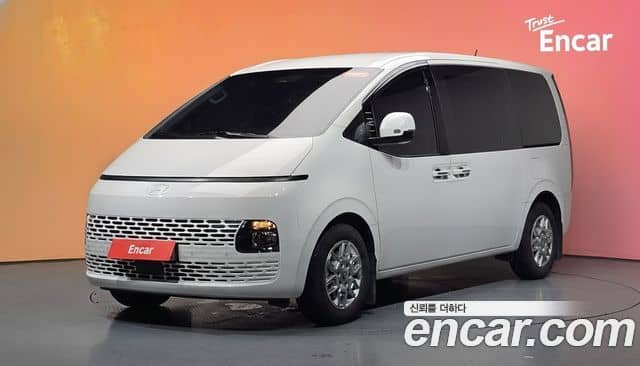 Hyundai Staria, 2025
