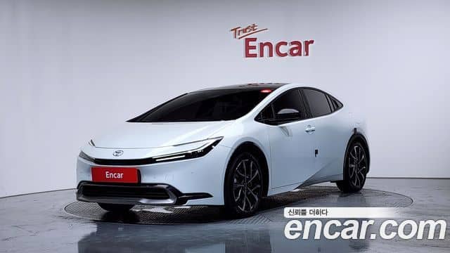 Toyota Prius, 2024