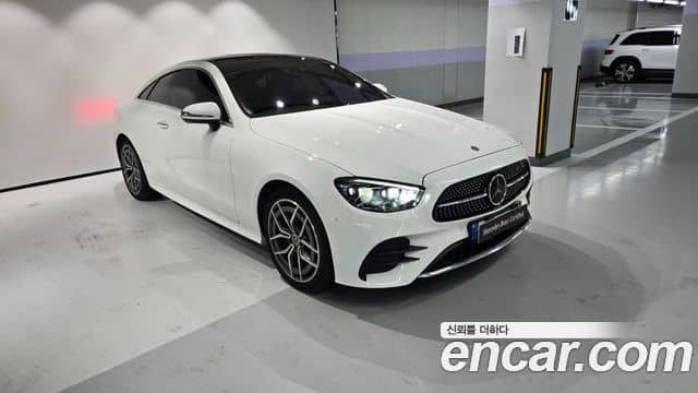 Mercedes-Benz E-Class, 2022
