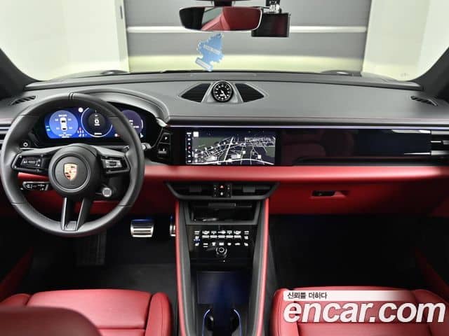 Porsche Macan EV, 2025