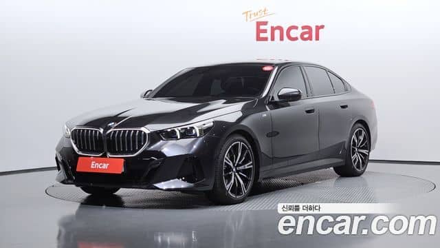 BMW 5 Series, 2025