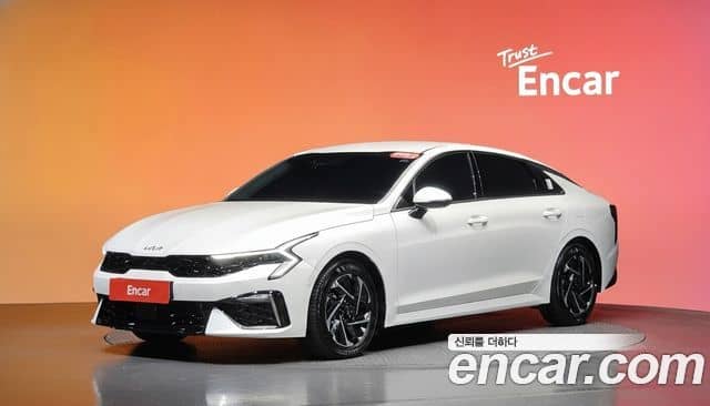 Kia K5, 2025