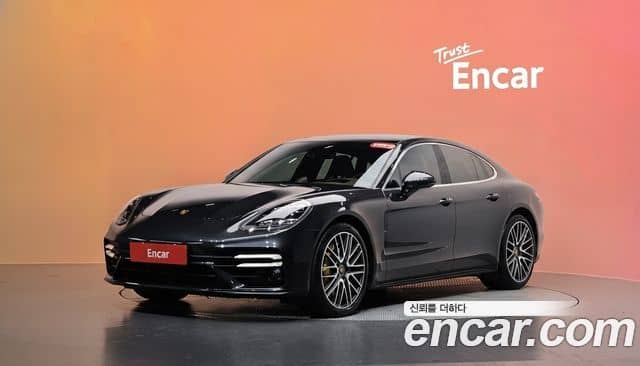 Porsche Panamera, 2023