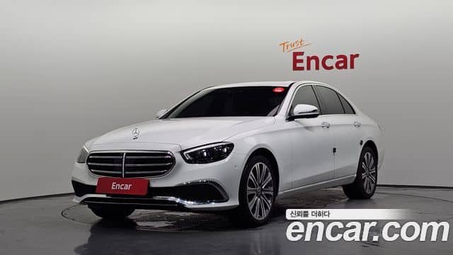 Mercedes-Benz E-Class, 2023