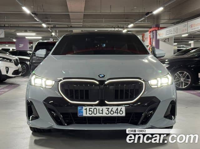 BMW 5 Series, 2026