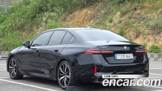 BMW 5 Series, 2025