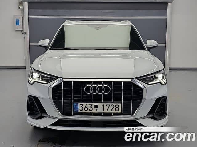 Audi Q3, 2022