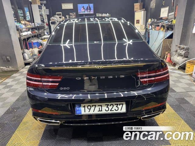 Genesis Electrified G80, 2022