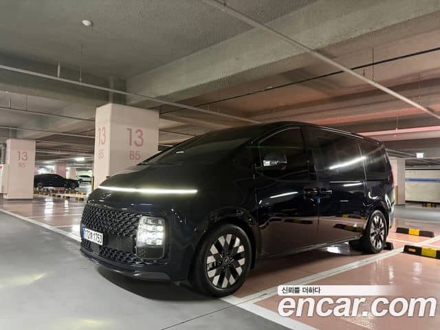 Hyundai Staria, 2022