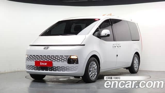 Hyundai Staria, 2023