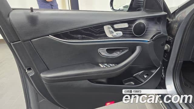 Mercedes-Benz E-Class, 2018
