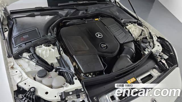 Mercedes-Benz C-Class, 2022