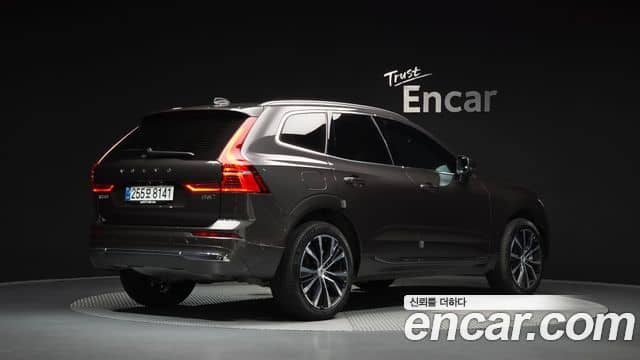 Volvo XC60, 2025
