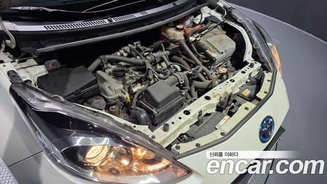 Toyota Prius C, 2019