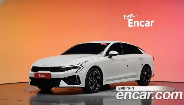 Kia K5, 2025