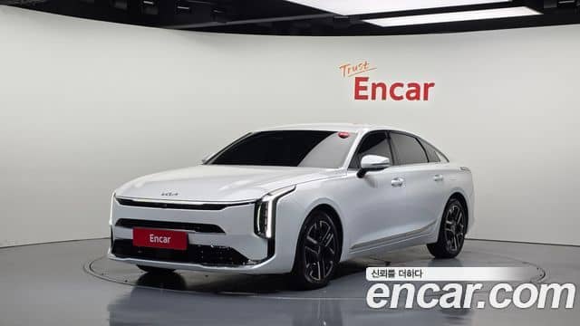 Kia K8, 2025