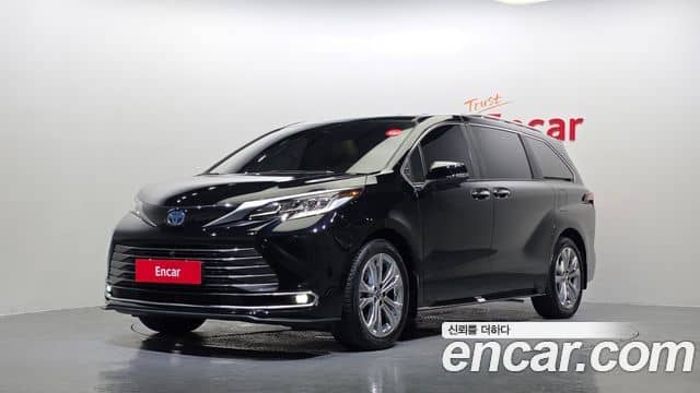 Toyota Sienna, 2023