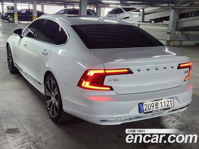Volvo S90, 2024