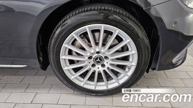 Mercedes-Benz E-Class, 2021