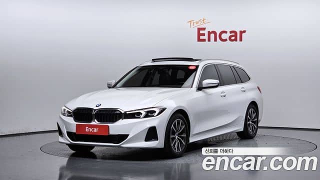 BMW 3 Series, 2023