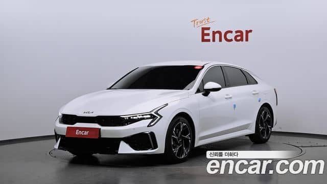 Kia K5, 2025