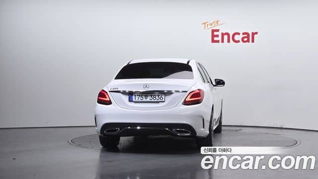 Mercedes-Benz C-Class, 2020