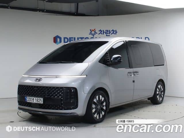 Hyundai Staria, 2022
