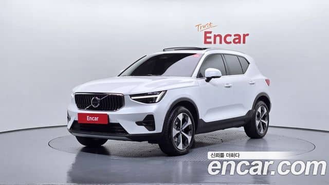 Volvo XC40, 2024