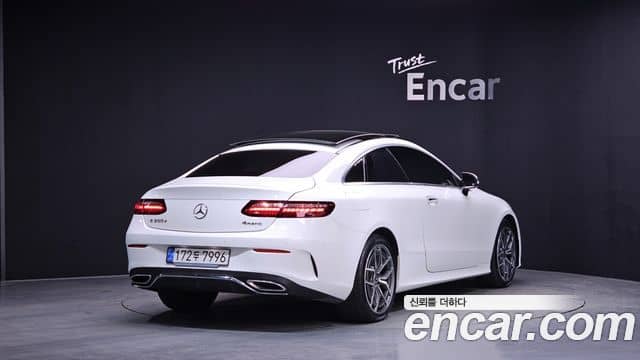 Mercedes-Benz E-Class, 2022