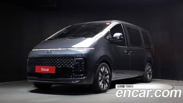 Hyundai Staria, 2022