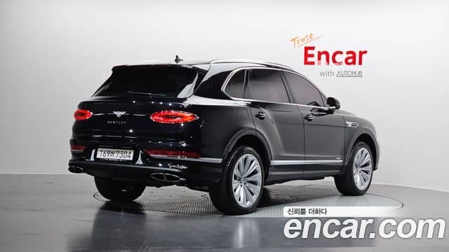 Bentley Bentayga, 2023