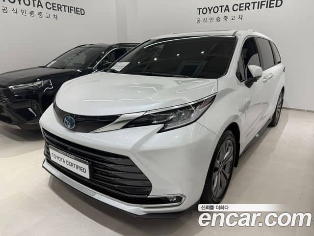 Toyota Sienna, 2025
