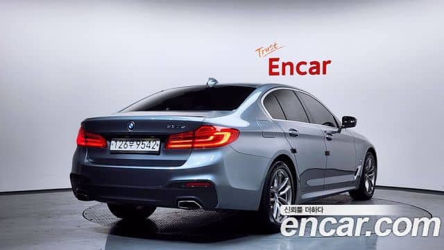 BMW 5 Series, 2020
