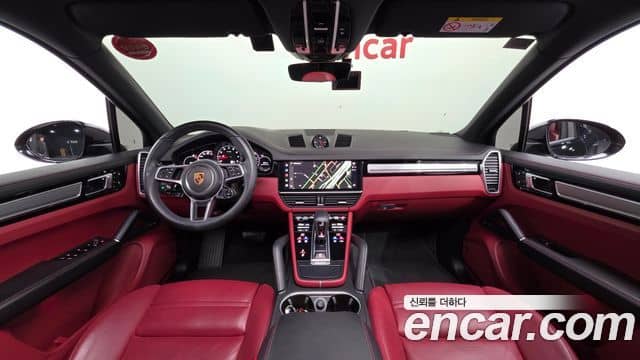 Porsche Cayenne, 2023