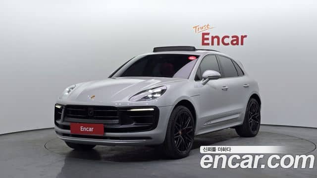 Porsche Macan, 2022