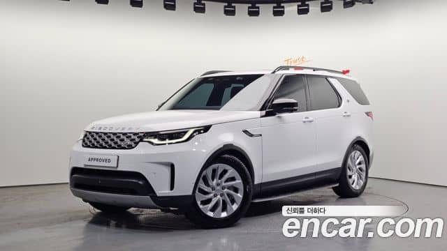 Land Rover Discovery 5, 2025