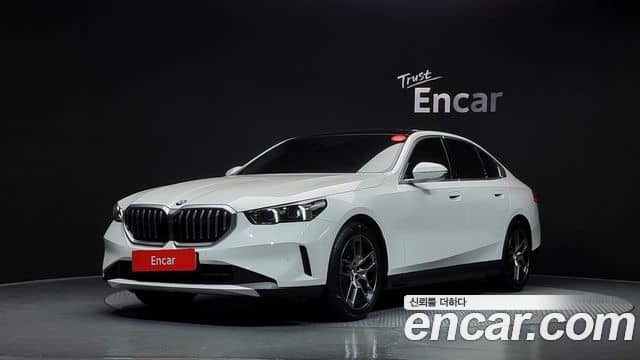 BMW 5 Series, 2025