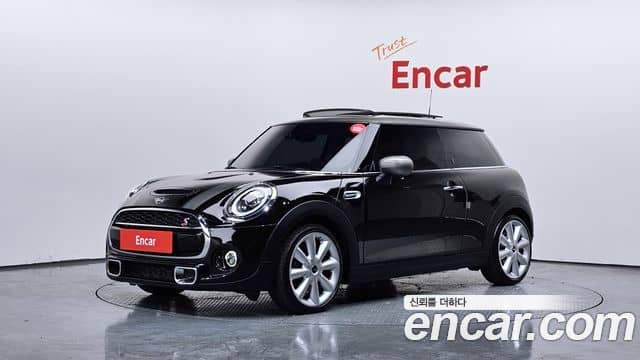 Mini Cooper S, 2020