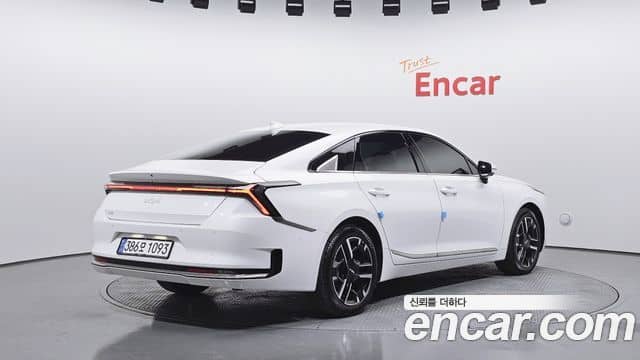 Kia K8, 2024
