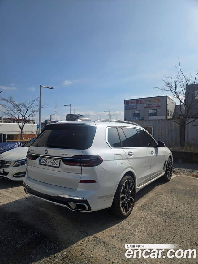 BMW X7, 2025