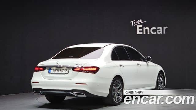 Mercedes-Benz E-Class, 2022