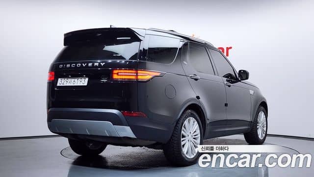 Land Rover Discovery 5, 2019