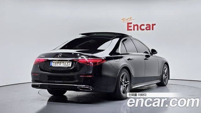 Mercedes-Benz S-Class, 2022