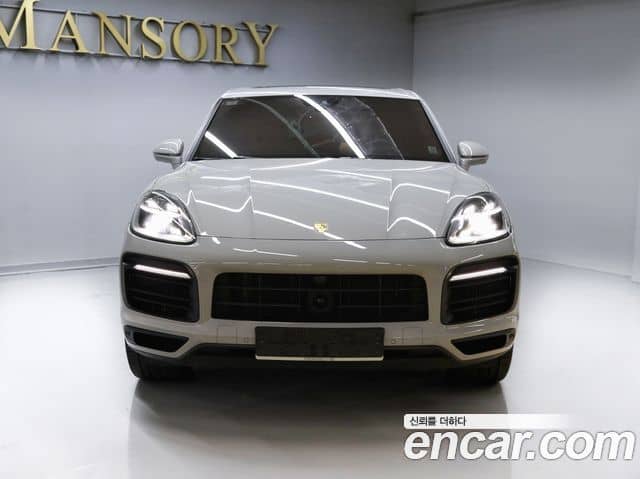 Porsche Cayenne, 2023