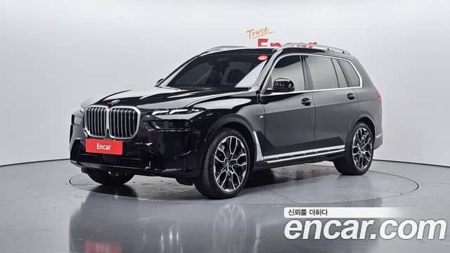 BMW X7, 2025