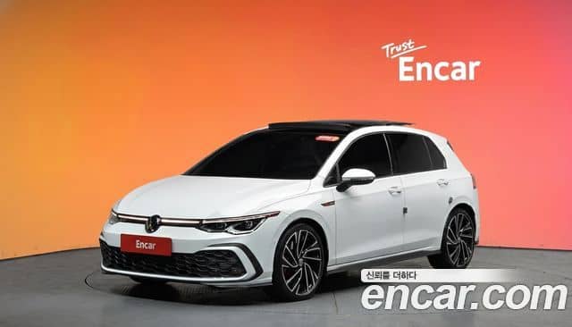 Volkswagen Golf, 2023