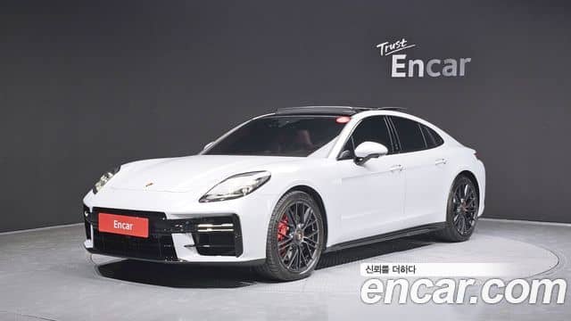 Porsche Panamera, 2025
